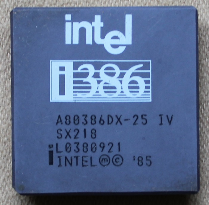 i80386 DX-25 SX218